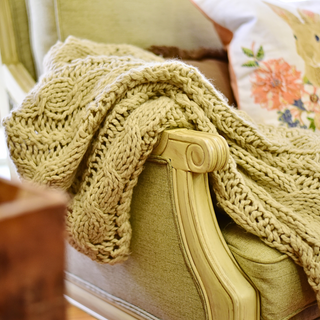 Cozy Bliss: Unraveling the Delight of Luxurious Autumn Throws