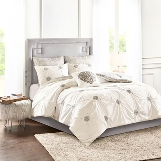 New Fall Pieces and the Perfect Time to Refresh Your Bedroom Decor