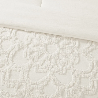 Tufted Medallion Comforter Set